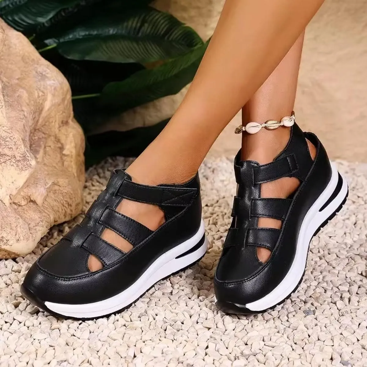 2025 New Bootara Women'S Plus Size Hollow-Out Casual Sandals,Closed Toe Platform Sandals Height-Boosting Thick Sole