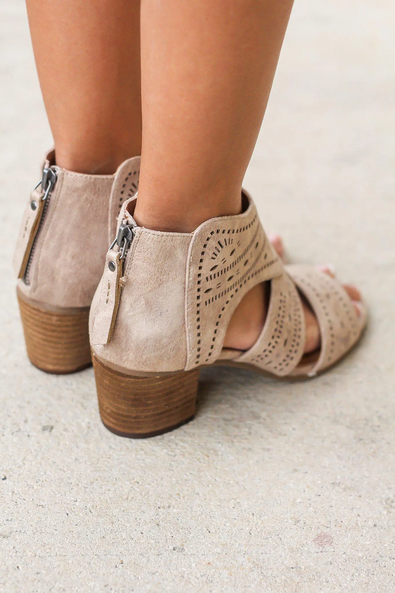 Taina Beige Booties