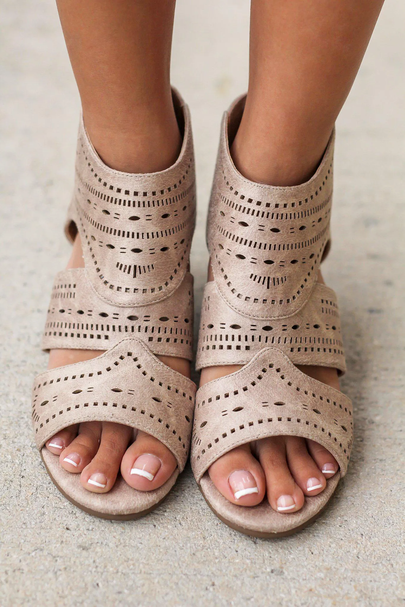 Taina Beige Booties