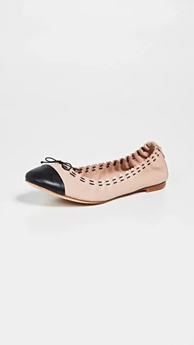 TORY BURCH SCALLOP ELASTIC BALLET FLATS IN GOAN SAND